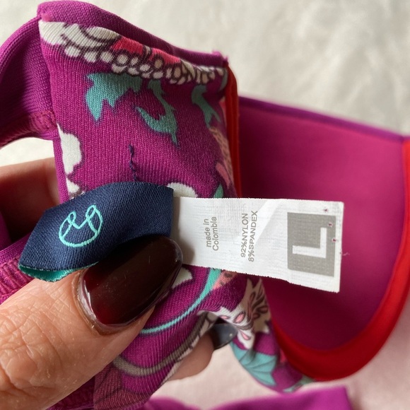 Maaji Underwire Reversible Bikini Top L | Fuchsia & Floral | Push-Up Swim Top - Picture 4 of 11